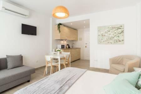 Estudio Apartamento Nuevo Benalbeach Бенальмадена Екстер'єр фото
